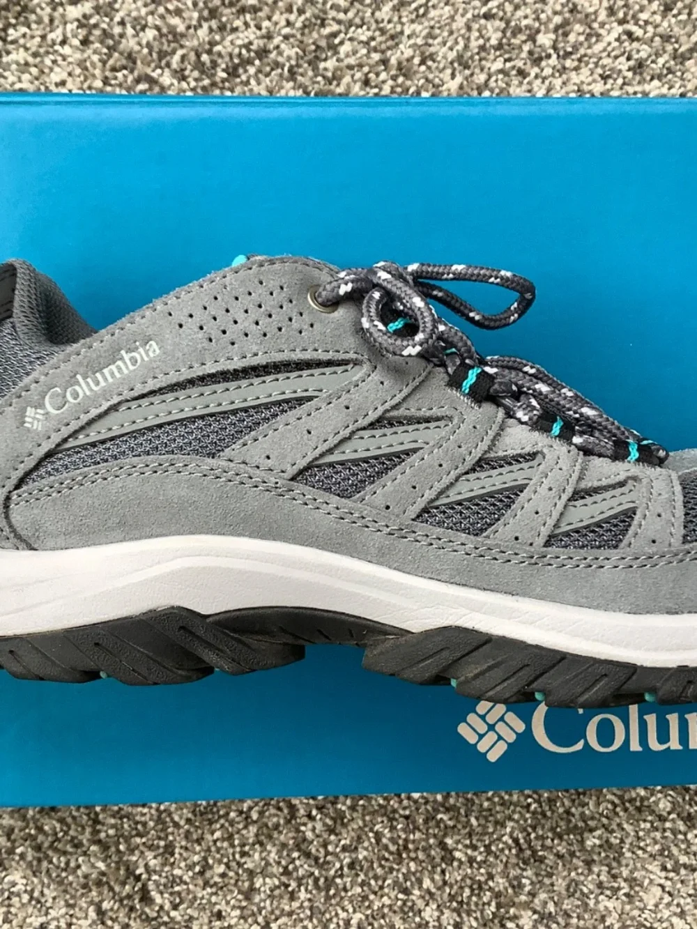 Columbia Crestwood Women’s Hiking Sneaker